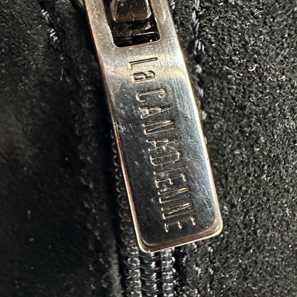 La Canadienne Amy Women's waterproof
Shearling -Lined Suede Booties - Picture 9 of 13